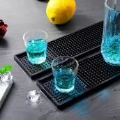 Customized Logo Counter Top Black Non-Slip Rubber Bar Mat Mini Cocktail Mat Silicone Drip Bar Mat for Spills